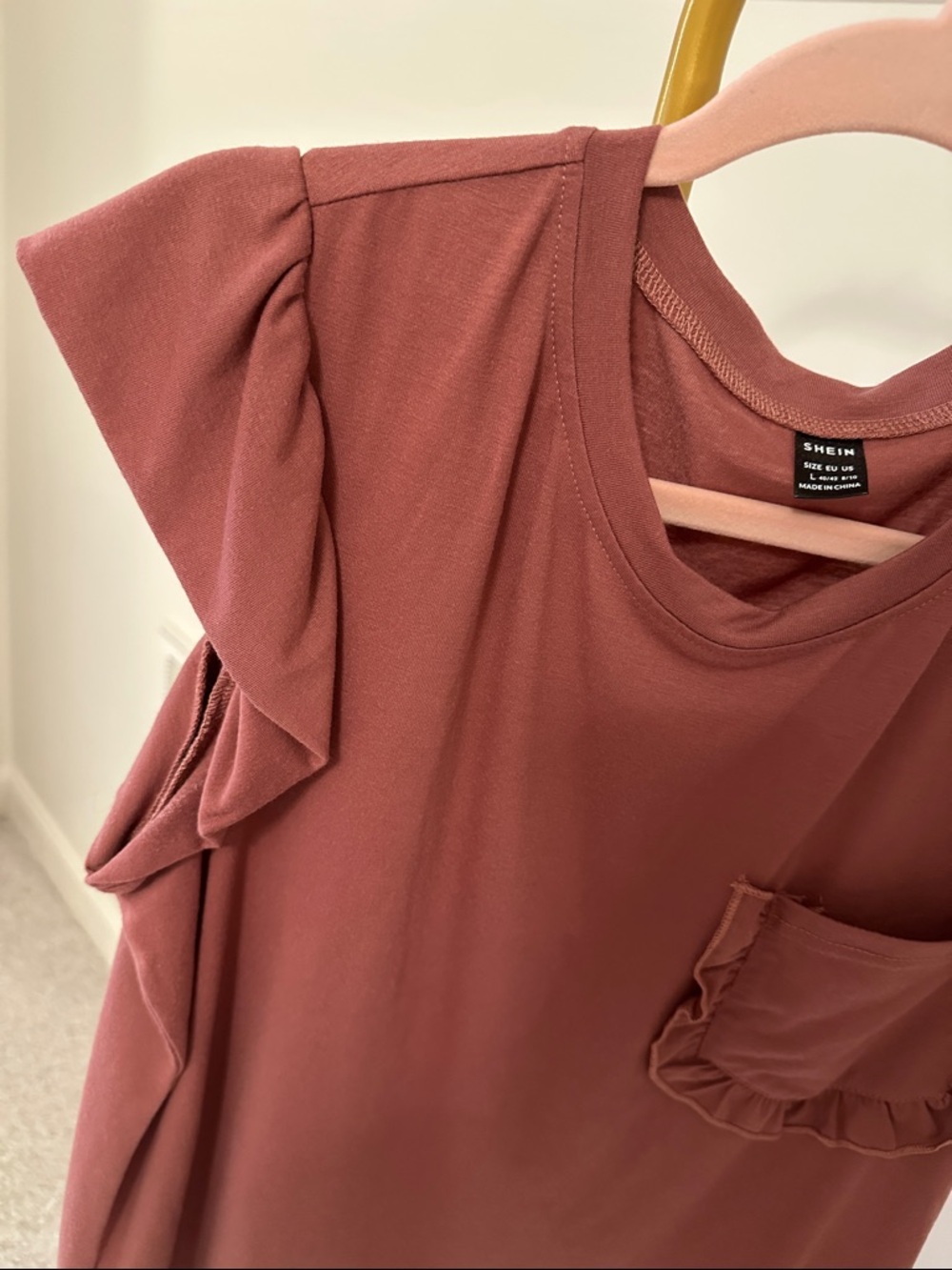 SHEIN Rust Ruffle Sleeve Pocket Tee - Picture 4 of 5